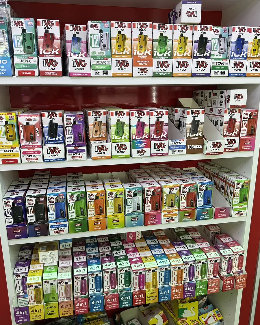 Shelves of IVG Pro, Smart Max and 2400 kits